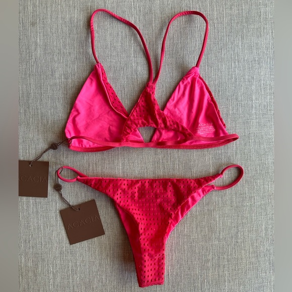 Acacia Shaka top + Fins bottom (size L) NWT - Picture 3 of 6